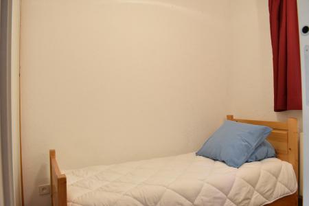 Urlaub in den Bergen 3-Zimmer-Appartment für 5 Personen (25) - Résidence Hauts de Chantemouche - Méribel - Offener Schlafbereich