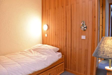 Holiday in mountain resort 6 room duplex apartment 10 people (012) - Résidence Hauts de Chantemouche - Méribel