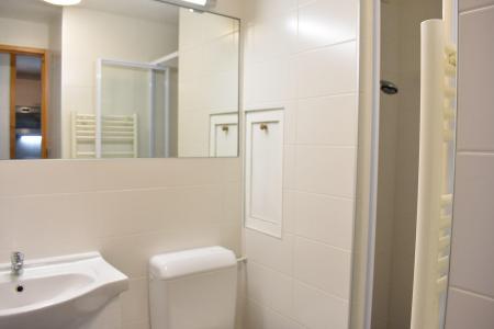 Vacances en montagne Appartement 4 pièces 6 personnes (26) - Résidence Hauts de Chantemouche - Méribel - Salle de douche