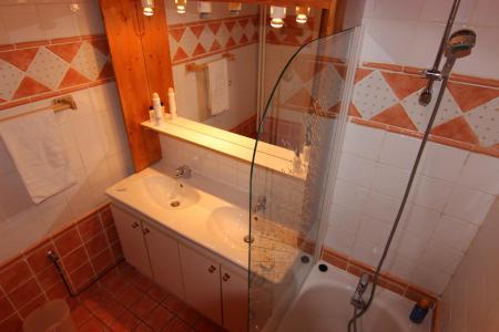 Vacances en montagne Appartement 3 pièces 6 personnes (12) - Résidence Hauts de Chavière - Val Thorens - Salle de bains