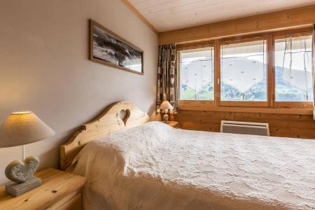 Vacaciones en montaña Apartamento cabina 2 piezas para 4 personas (08) - Résidence Hauts des Riffroids B - La Clusaz - Habitación