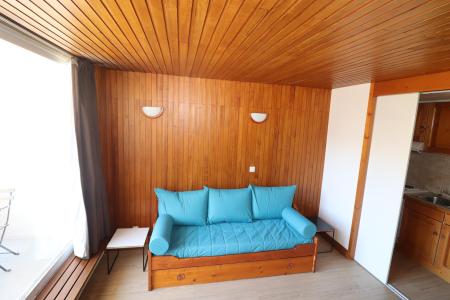 Holiday in mountain resort Studio cabin 4 people (2C) - Résidence Hauts Lieux - Tignes - Living room