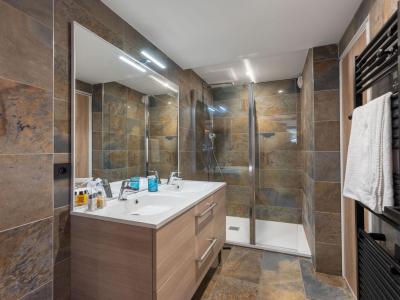 Vacances en montagne Appartement 2 pièces cabine 4 personnes (ARH 127) - Résidence Heliantheme - Courchevel - Salle de douche