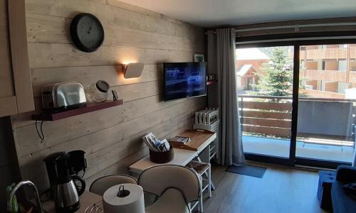 Ski verhuur Studio 4 personen (24m²-1) - Résidence Helios - Alpe d'Huez - Woonkamer