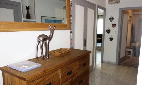 Ski verhuur Appartement 3 kamers 6 personen (55m²-3) - Résidence Helios - Alpe d'Huez - Woonkamer