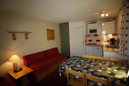 Urlaub in den Bergen 2-Zimmer-Holzhütte für 6 Personen (168CL) - Résidence Home Club 2 - Tignes - Wohnzimmer