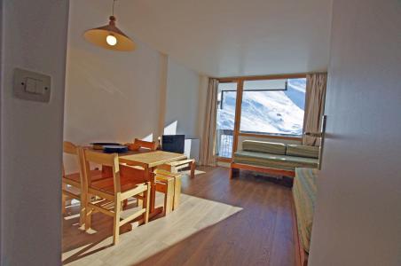 Holiday in mountain resort Studio sleeping corner 4 people (198CL) - Résidence Home Club 2 - Tignes - Living room