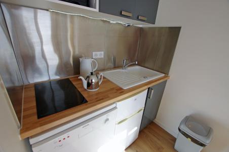 Holiday in mountain resort Studio sleeping corner 4 people (198CL) - Résidence Home Club 2 - Tignes - Open-plan kitchen