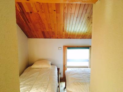 Holiday in mountain resort 3 room duplex apartment 4 people (F1) - Résidence Hors Piste - Saint Martin de Belleville - Bedroom