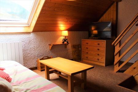 Vacances en montagne Studio mezzanine 4 personnes (B033) - Résidence Hostellerie - Vars - Logement