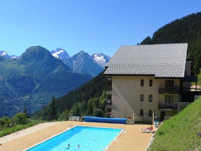 Vacances en montagne Résidence Iris - Auris en Oisans - Extérieur été