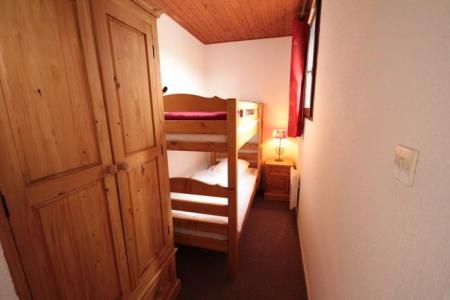 Urlaub in den Bergen 3 Zimmer Maisonettewohnung für 6 Personen (50) - Résidence Isabella D - Les Saisies - Schlafzimmer