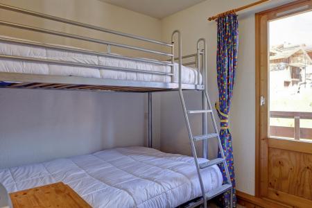 Holiday in mountain resort 4 room duplex apartment 9 people (210) - Résidence Kalinka - La Tania - Bedroom