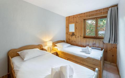 Holiday in mountain resort 4 room apartment 6 people (9) - Résidence Krystor - Méribel - Bedroom