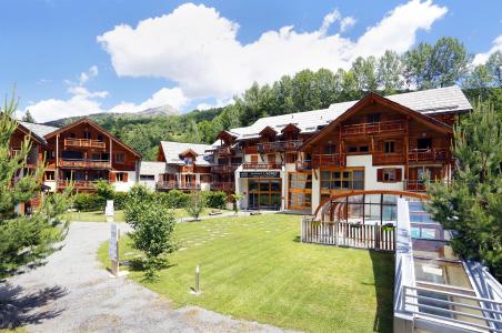 Vacances en montagne Résidence l'Adret - Serre Chevalier - Extérieur été