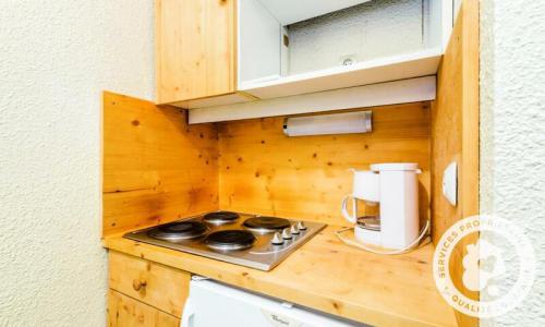 Rent in ski resort 2 room apartment 5 people (Confort 28m²) - Résidence l'Aiguille - Maeva Home - Chamonix - Summer outside