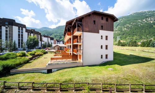 Vacances en montagne Appartement 2 pièces 5 personnes (Budget 30m²) - Résidence l'Alpaga -MH - Serre Chevalier - Extérieur été