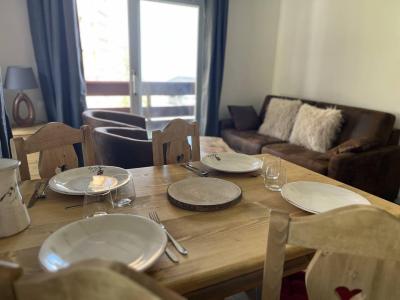 Wakacje w górach Apartament 2 pokojowy z alkową 5 osób (02) - Résidence l'Alpinéa - Méribel-Mottaret - Pokój gościnny