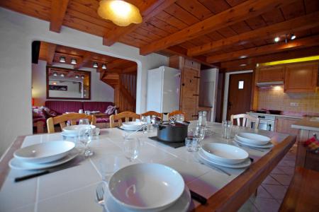 Vacances en montagne Appartement triplex 6 pièces 12 personnes (002CH) - Résidence l'Echayer - Champagny-en-Vanoise - Salle à manger