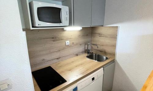 Holiday in mountain resort 2 room apartment 4 people (27m²) - Résidence L'Ecrin D'huez - Alpe d'Huez - Kitchenette