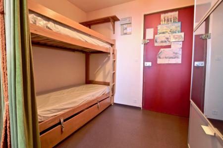 Holiday in mountain resort Studio sleeping corner 3 people (117) - Résidence l'Edelweiss - Chamrousse - Bedroom