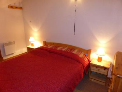 Holiday in mountain resort 3 room apartment 6 people (CT813) - Résidence l'Enclave - Les Contamines-Montjoie - Bedroom