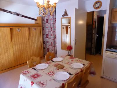 Vakantie in de bergen Studio cabine 4 personen (J735) - Résidence l'Enclave - Les Contamines-Montjoie - Woonkamer