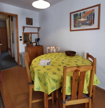 Wakacje w górach Apartament 2 pokojowy 4 osób (201) - Résidence l'Eskival - Val Thorens - Pokój gościnny
