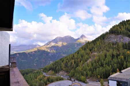 Vacances en montagne Studio coin montagne 4 personnes (76) - Résidence l'Estelan - Pra Loup - Extérieur été