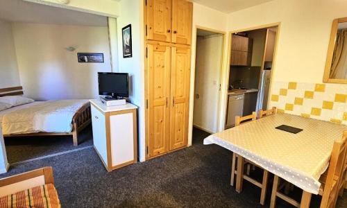 Rent in ski resort 2 room apartment 4 people (Confort 32m²-7) - Résidence l'Eyssina - MH - Vars - Summer outside