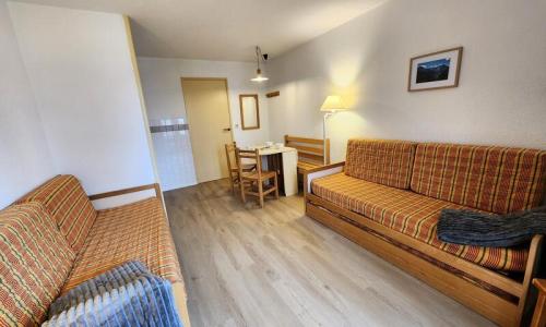 Location au ski Studio 5 personnes (Budget 30m²) - Résidence l'Eyssina - MH - Vars - Extérieur été