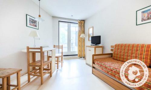 Holiday in mountain resort Studio 3 people (Budget 22m²-7) - Résidence l'Eyssina - MH - Vars - Summer outside