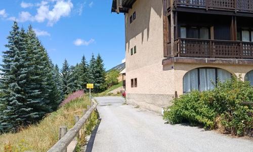 Rent in ski resort 1 room apartment 6 people (Budget 25m²-1) - Résidence L'Hostellerie - MH - Vars - Summer outside