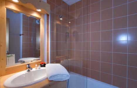 Holiday in mountain resort Résidence l'Orée des Pistes - Superdévoluy - Bathroom