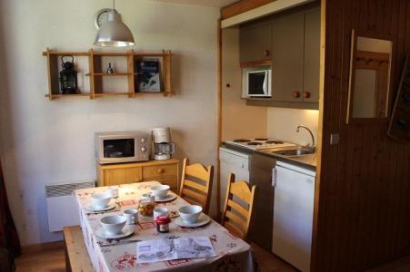 Vakantie in de bergen Studio cabine 4 personen (10) - Résidence l'Orsière - Val Thorens - Woonkamer