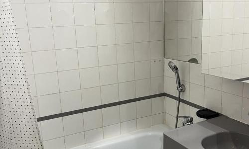 Vakantie in de bergen Appartement 2 kamers 4 personen (Sélection 24m²-7) - Résidence l'Ours Blanc - MH - Alpe d'Huez - Buiten zomer