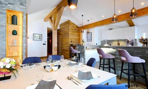 Vacanze in montagna Appartamento 6 stanze per 10 persone (163m²) - Résidence L'ourse Bleue - Courchevel - Esteriore estate