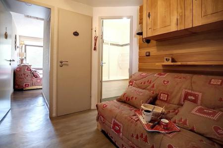 Holiday in mountain resort Studio sleeping corner 4 people (54) - Résidence la Biellaz - Les Menuires - Accommodation