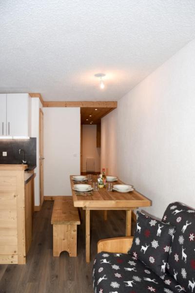 Urlaub in den Bergen 3-Zimmer-Appartment für 5 Personen (A215) - Résidence la Chamoisière - Montgenèvre - Wohnzimmer