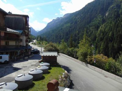 Holiday in mountain resort Studio cabin 4 people (12) - Résidence la Chaviere - Valfréjus - Balcony