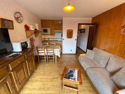 Urlaub in den Bergen Studio Schlafnische 4 Personen (02) - Résidence la Clairière - Le Grand Bornand - Wohnzimmer