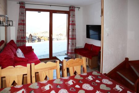 Holiday in mountain resort 3 room duplex apartment 6 people (1031) - Résidence la Combe d'Or - Les Orres - Living room