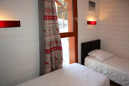 Vacaciones en montaña Apartamento dúplex 3 piezas 6 personas (1031) - Résidence la Combe d'Or - Les Orres - Habitación