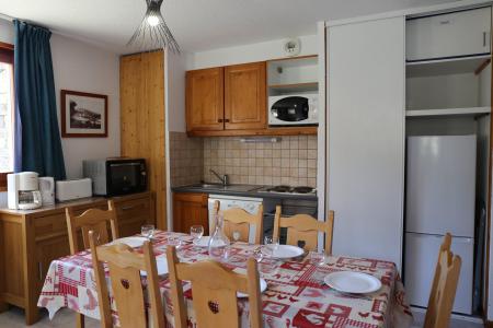 Wakacje w górach Apartament 3 pokojowy 6 osób (407) - Résidence la Combe III - Aussois - Pokój gościnny