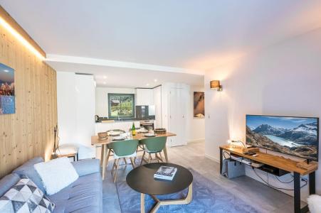 Holiday in mountain resort 3 room apartment 4 people (REFUGE) - Résidence La Cordée - Chamonix - Living room