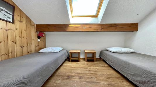 Holiday in mountain resort 3 room apartment 8 people (C25) - Résidence La Dame Blanche - Puy-Saint-Vincent