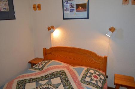 Vacaciones en montaña Apartamento dúplex 3 piezas 6 personas (B40) - Résidence la Ferme d'Augustin - Montgenèvre - Habitación