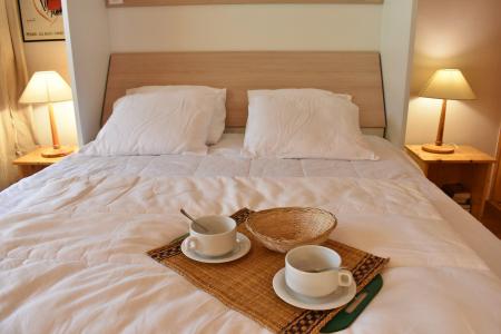 Vacanze in montagna Studio con alcova per 4 persone (13) - Résidence la Forêt - Méribel - Letto matrimoniale