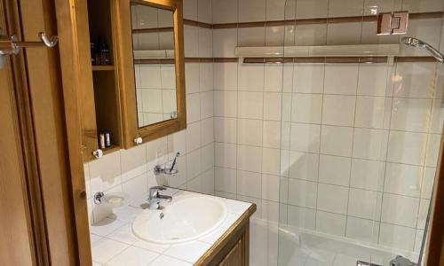 Wynajem na narty Apartament 3 pokojowy 6 osób (Sélection 50m²) - Résidence la Ginabelle - MH - Chamonix - Na zewnątrz latem