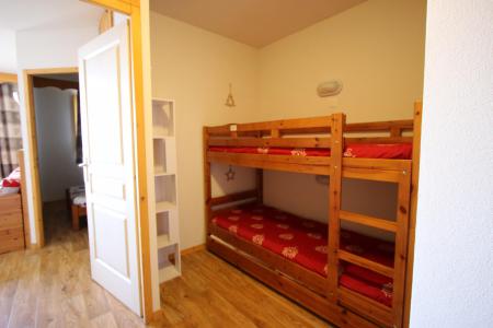 Vacances en montagne Appartement 2 pièces 6 personnes (010) - Résidence la Grive - Chamrousse - Lits superposés